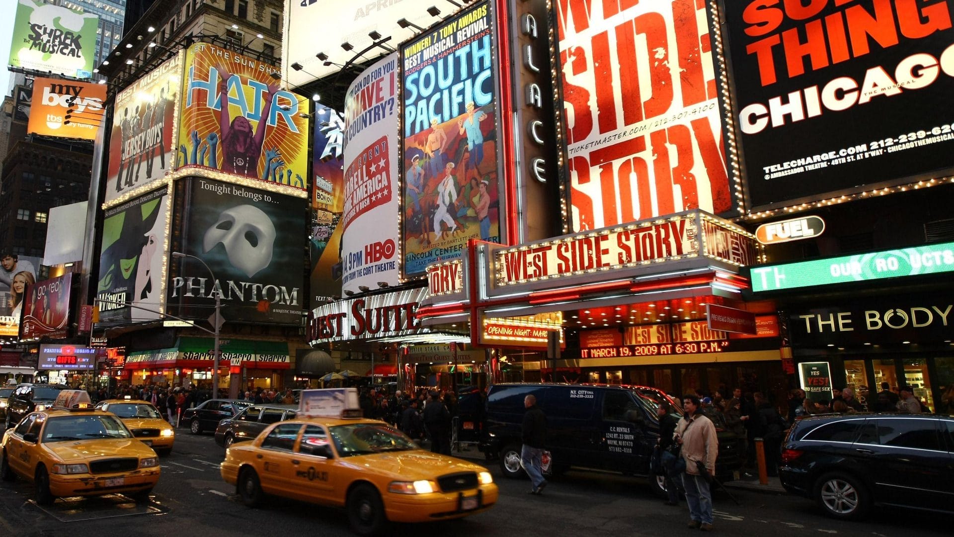 Catch a Broadway Matinee – the perfect way to enjoy a daytime performance of a Broadway show in Times Square!