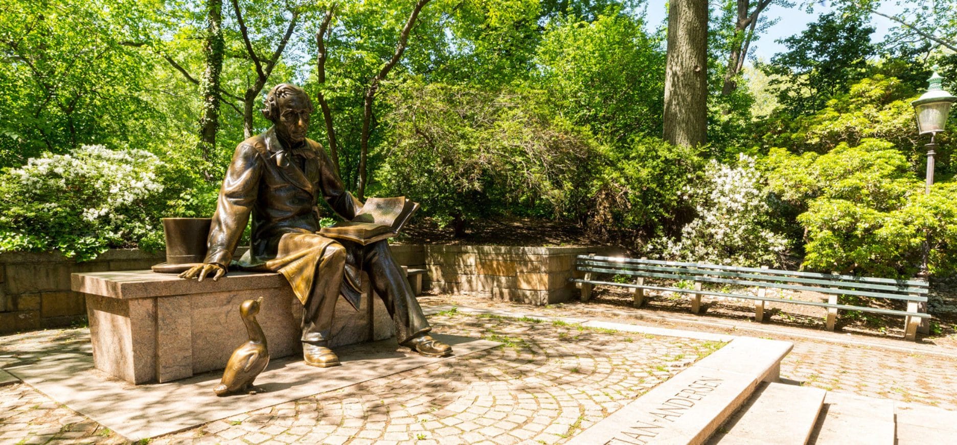 Storytelling at the Hans Christian Andersen Statue | Kid-Friendly Activities