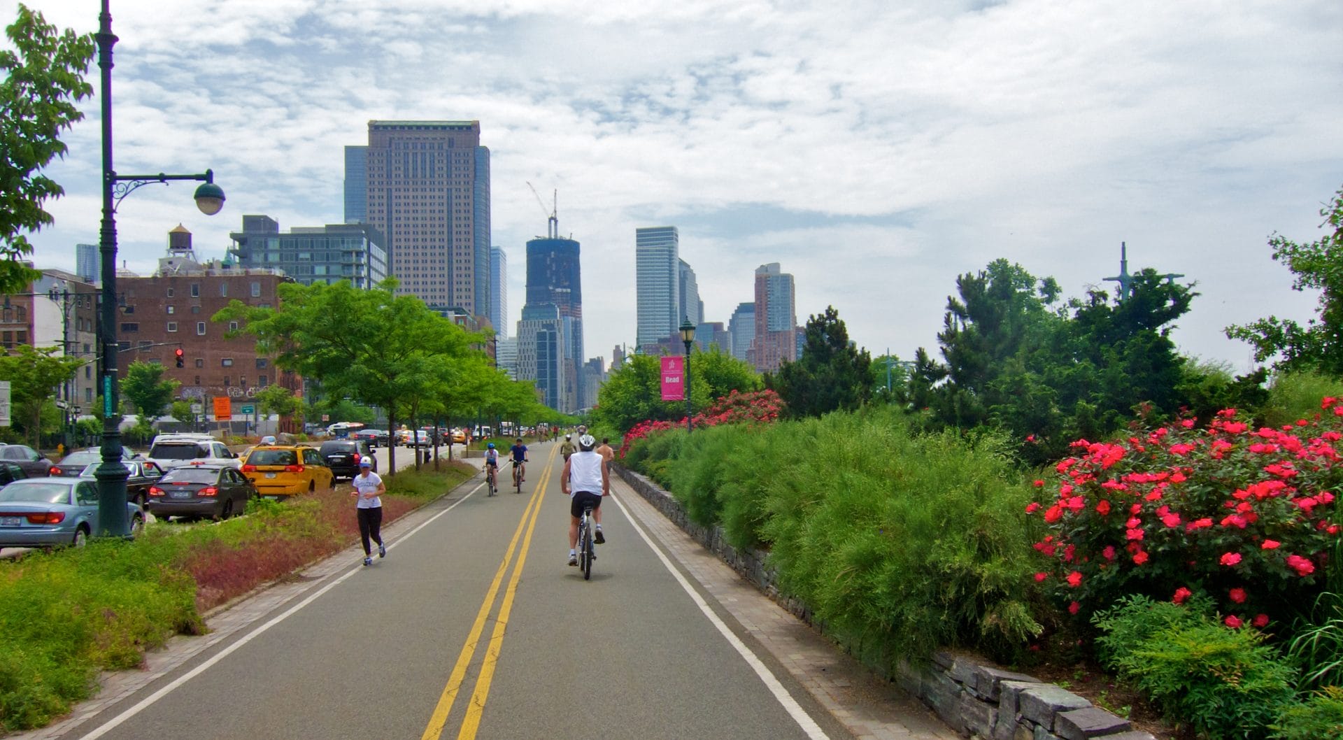 Bike-Friendly parks in New York - 
 Manhattan Waterfront Greenway