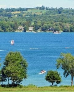 A picture of a waterfront in a small NYC town