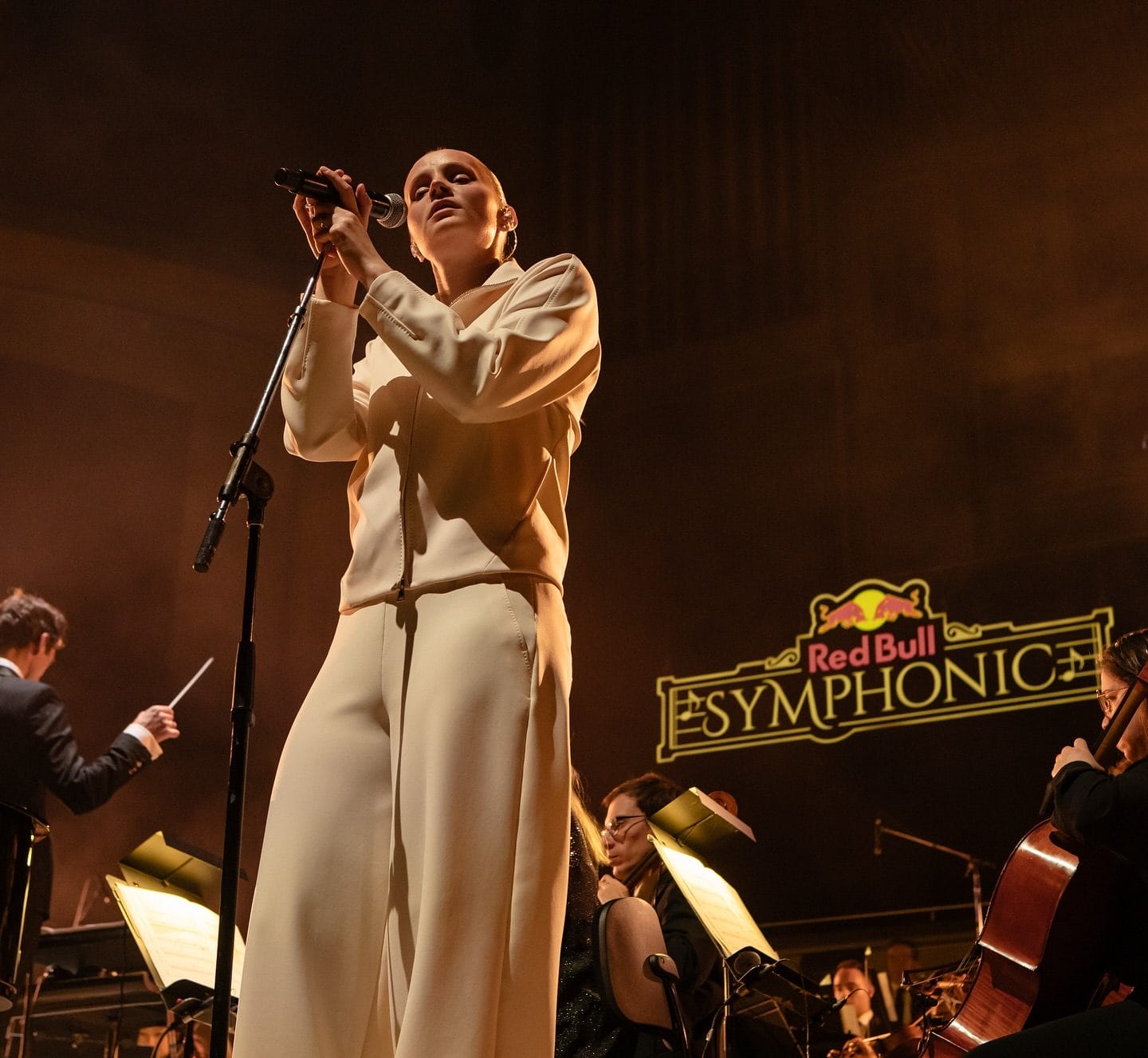 Charlotte Day Wilson / The Weather Station