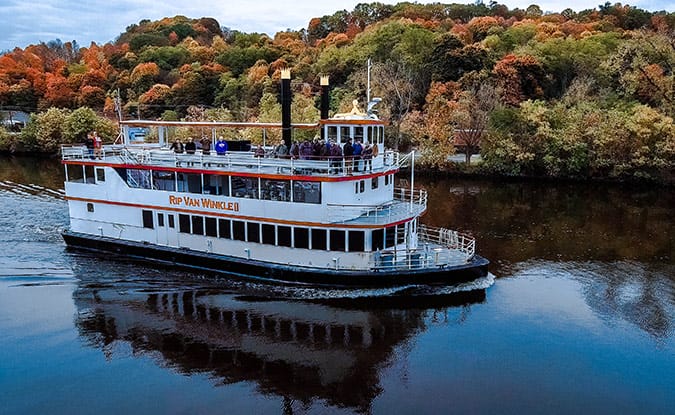 Yacht on Hudson River