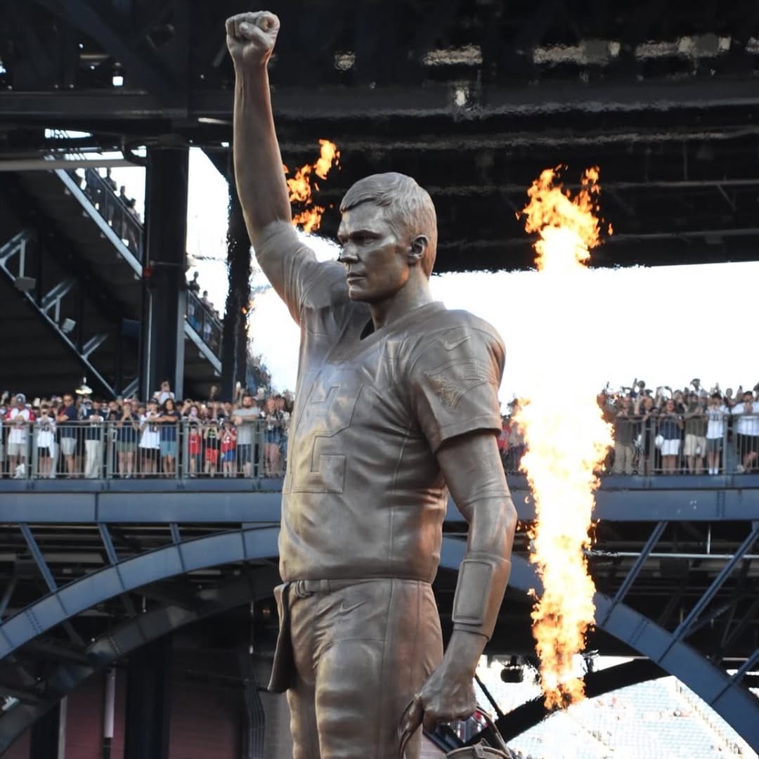 Tom Brady's Bronze Statue