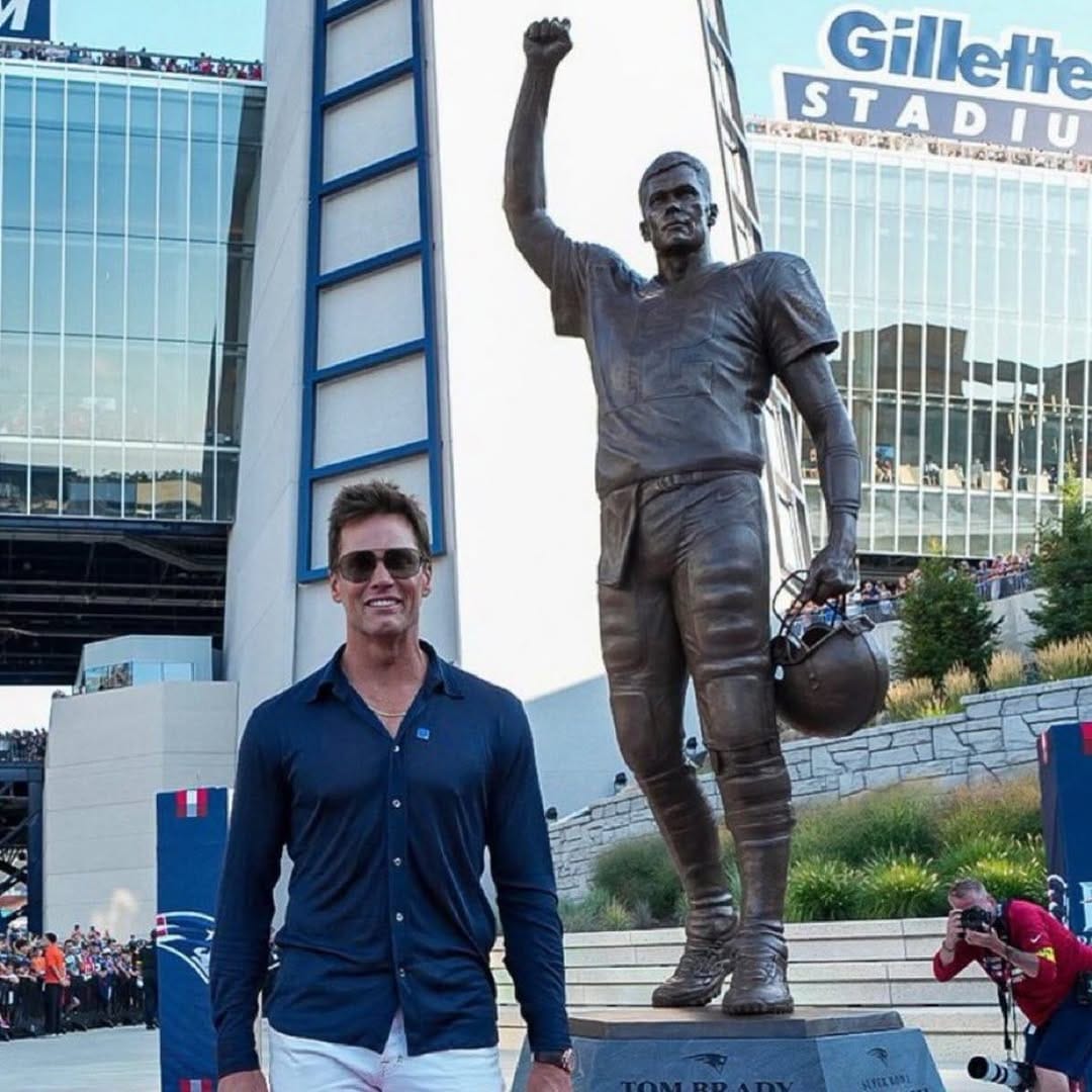 Tom Brady's Bronze Statue