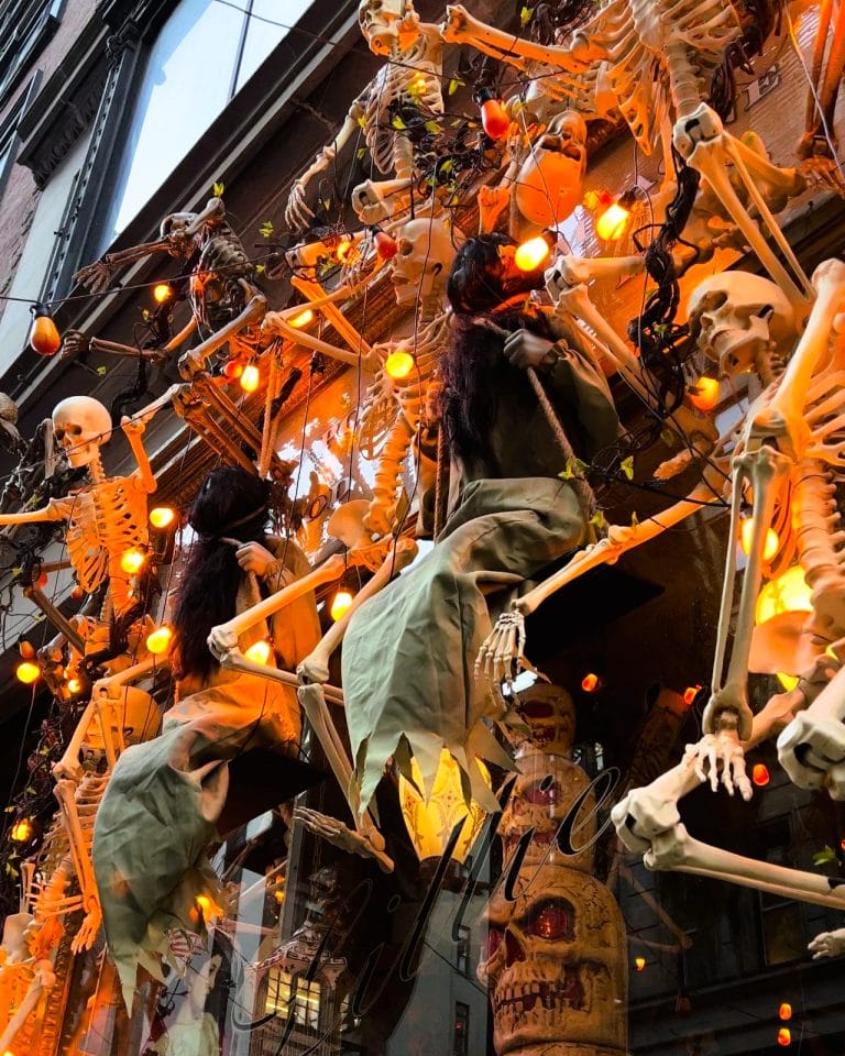 Best Halloween-Themed Bar & Restaurants to Dine in NYC (2025)