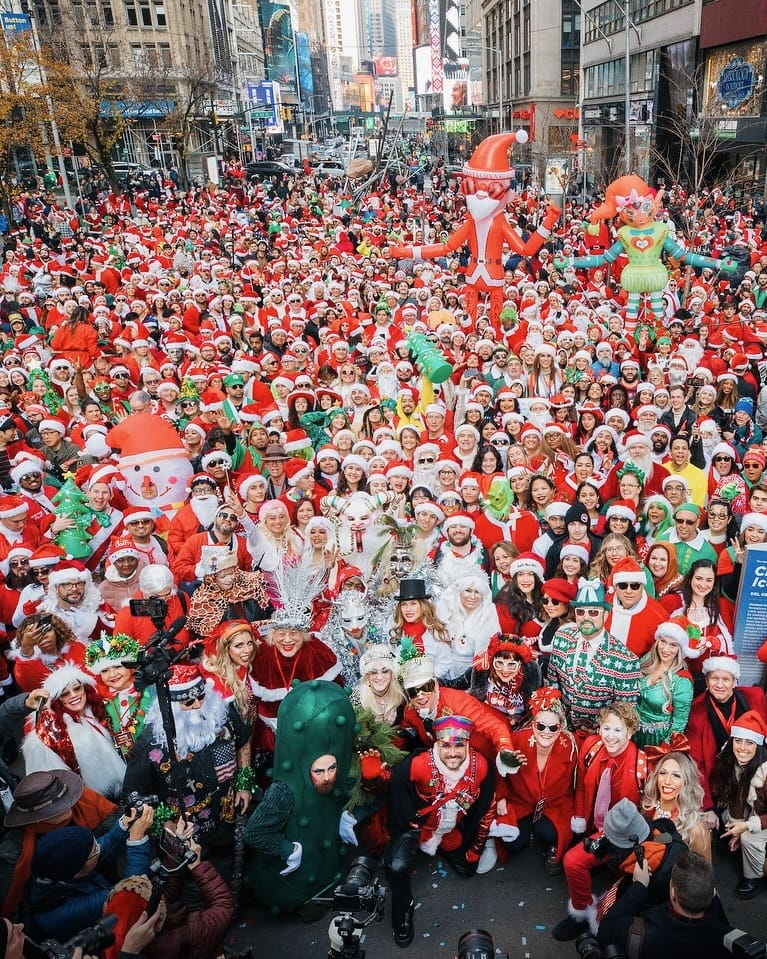 SantaCon NYC 2025: Your Ultimate Survival Guide (Date & Tips)