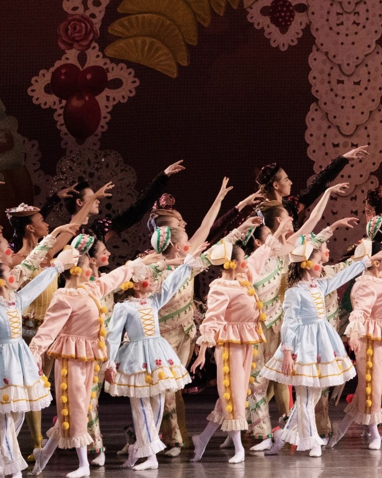 15+ Best Christmas Shows NYC 2025 (Rockettes, Nutcracker & More)