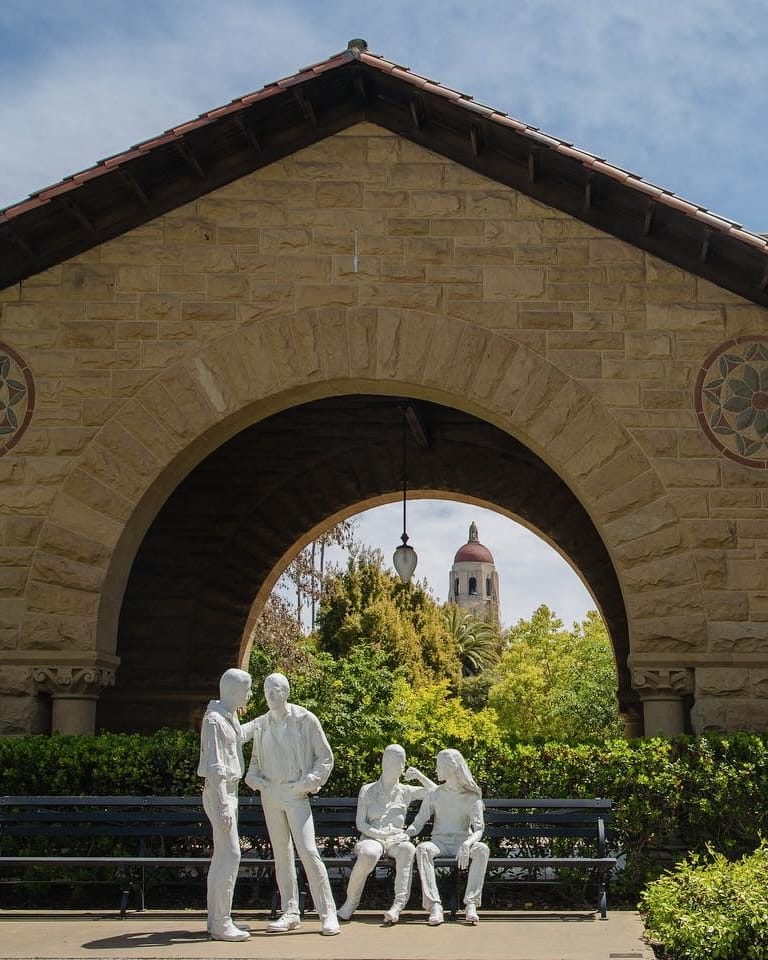 15+ Best Outdoor Art in New York (A Local’s Guide)