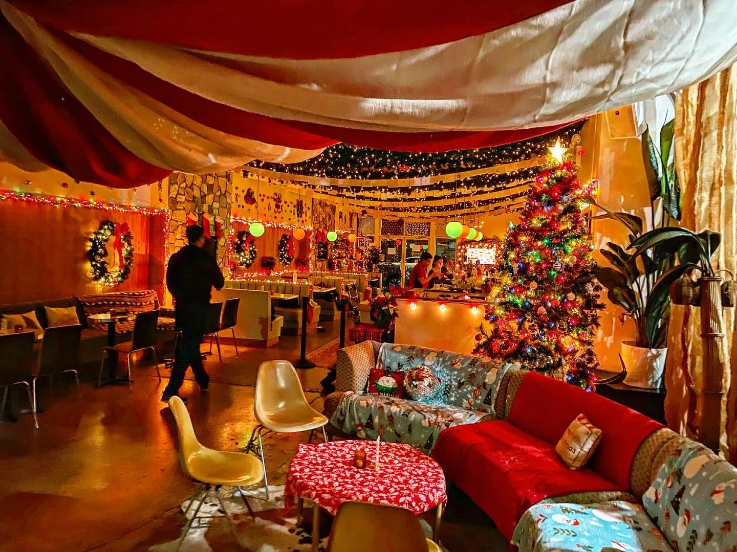 Holiday pop-up bars NYC 2025